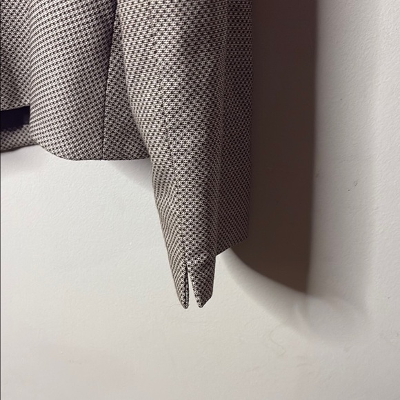 Tahari ASL Women's Blazer - Black and Cream - Picture 8 of 8